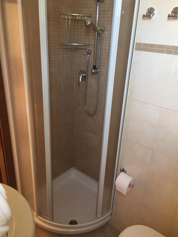 Hotel Mirabel Ріміні Екстер'єр фото